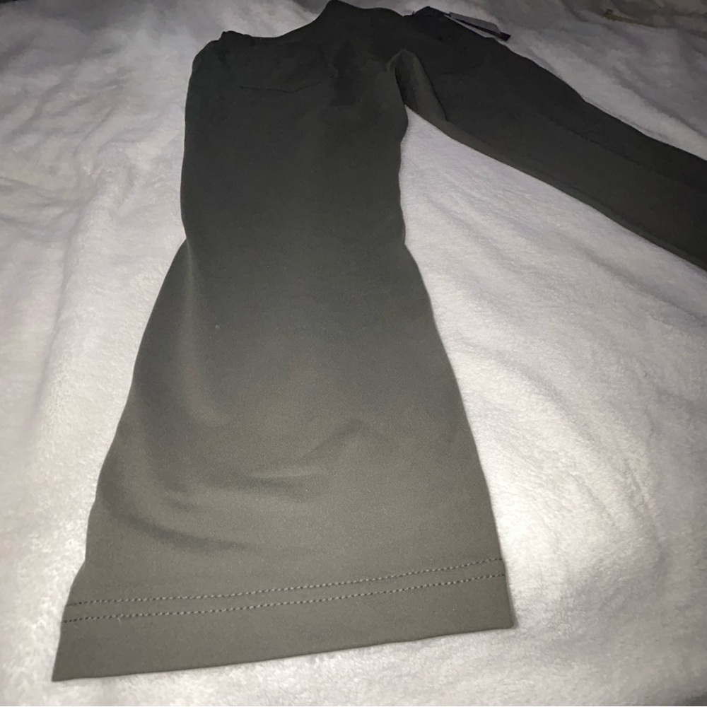 Public Rec Straight Fit Olive Green Performance Pants Mens Size 36 (36x28) - Picture 10 of 13